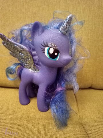 imusau.lt | parduodama My little pony princesės Lunos figūrėlė