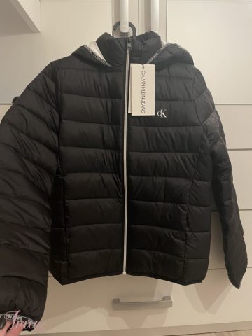 imusau.lt | listing Calvin Klein striukė